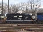 NS 3010 sporting new paint scheme
